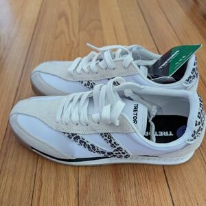 Tretorn Kristine Elite C SneakersSize: Women’s 8.5 (M)